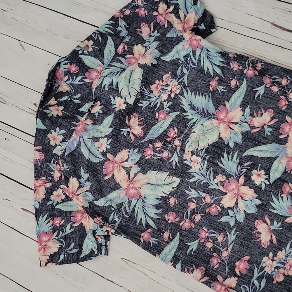Cactus Floral  Print Button Down - Picture 7 of 8